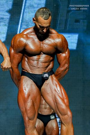 CLASSIC PHYSIQUE +178